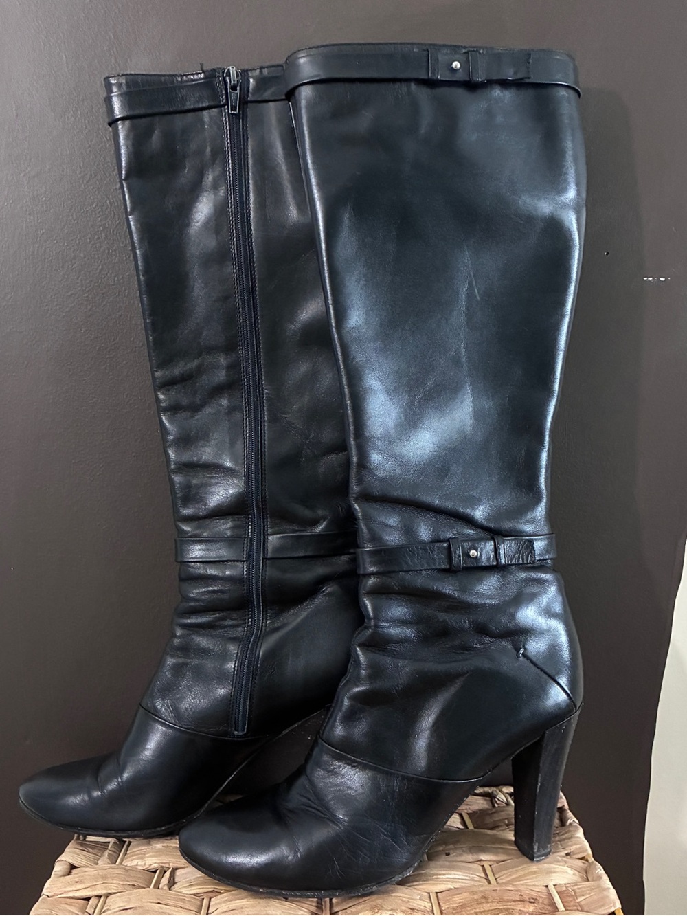 Biala Made in Italy Black Leather Knee High Heeled Boots Women’s 8M